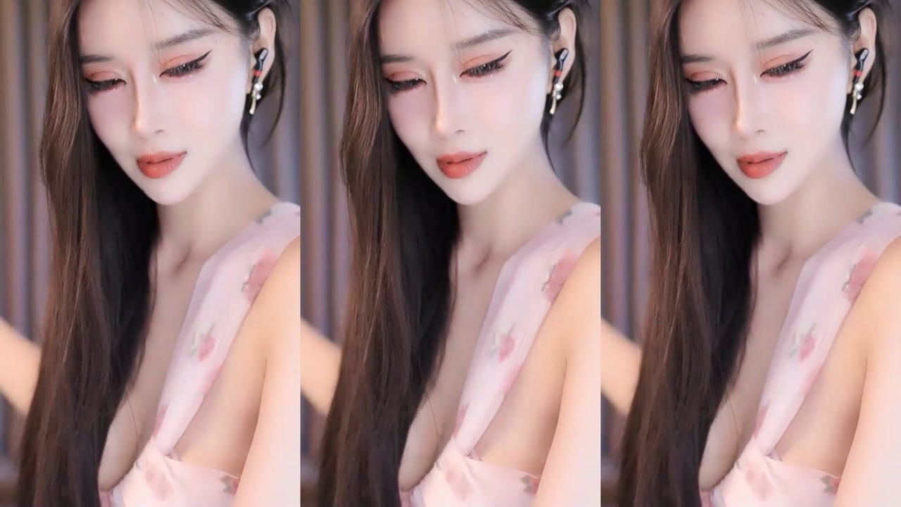 小恩雅20230727 Chinese Douyu stream recording 000021