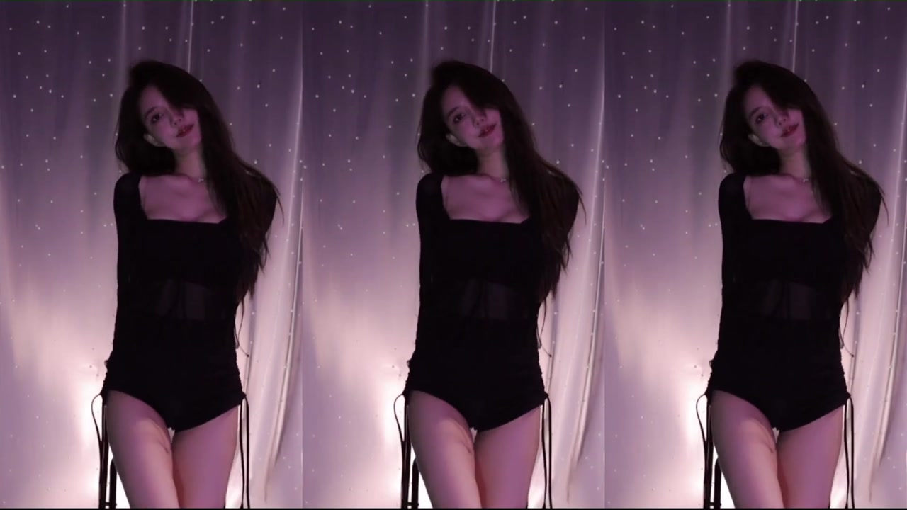 Chinese girl 王雨檬呀[wangyumengya]20230919 Wechat live with Chinese girls dancing 000003