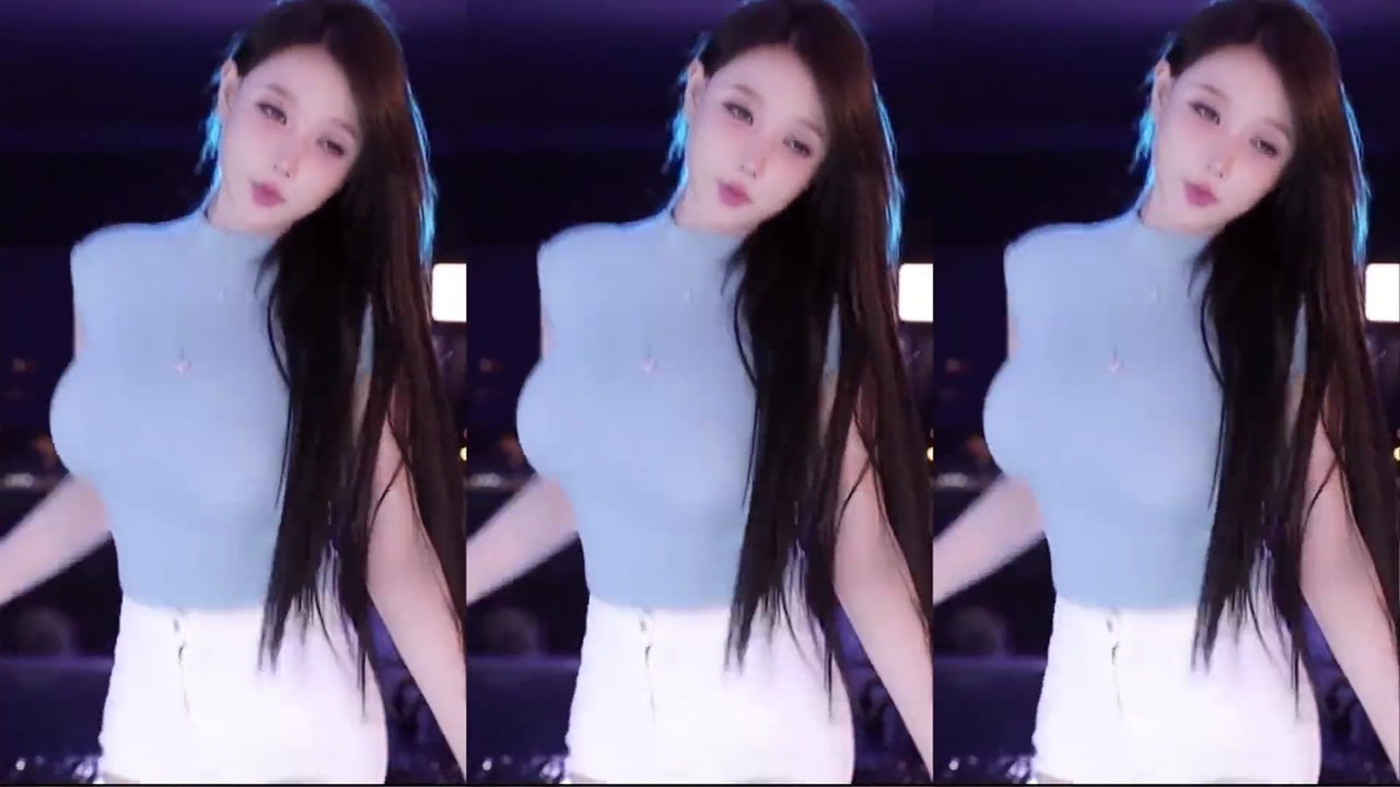 minana呀20230609 TikTok live with Chinese girls dancing 000036