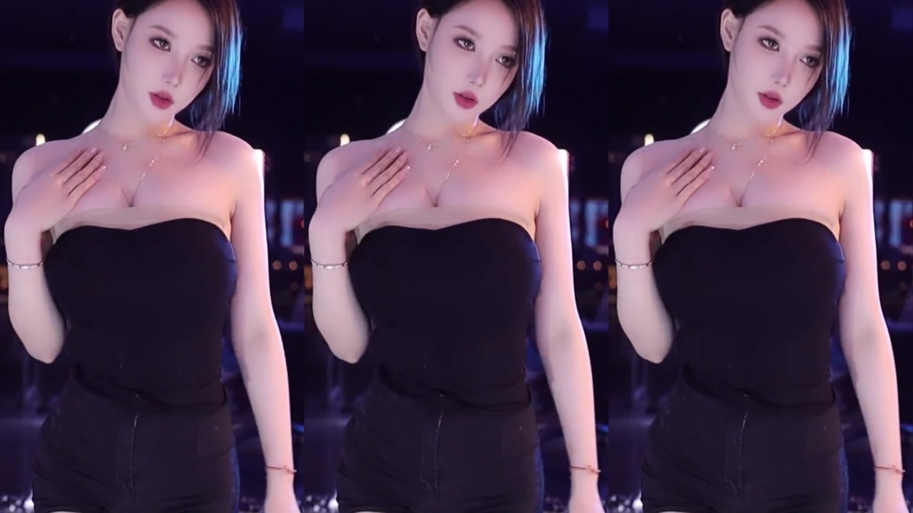 minana呀20230627 Chinese Douyu female anchor dances 000055
