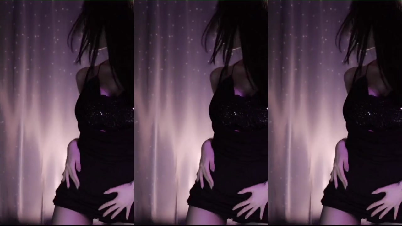 Chinese girl wangyumengya[王雨檬呀]20231203 TikTok live with Chinese girls dancing 000003