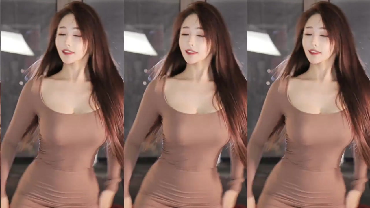 Chinese girl vivi小小酥[vivixiaoxiaosu]20230804 sexy female anchor from China dances 000001