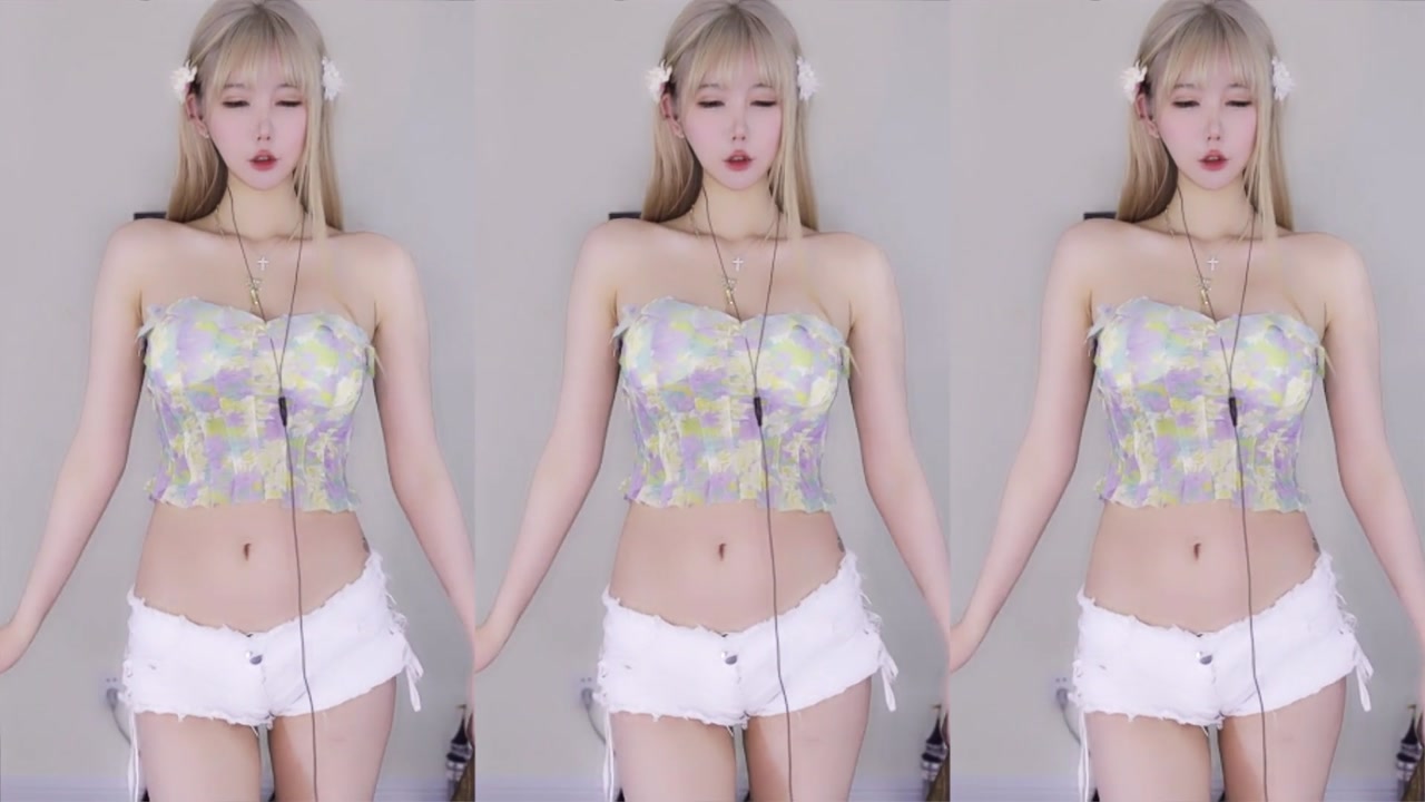 Douyin xuzhaizhai[徐宅宅]20220112 Chinese girl live stream free 004800