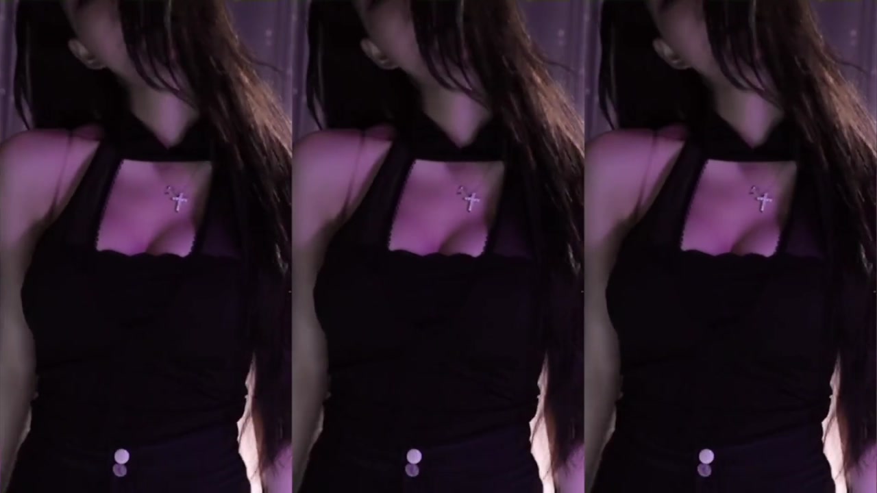 Huya 王雨檬呀20231213 Chinese girl dancing meme 000006