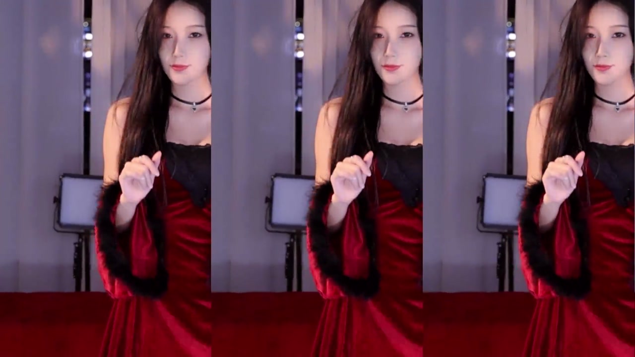 Huya 一只萌七哟o20231212 pretty chinese girl live dance 000045