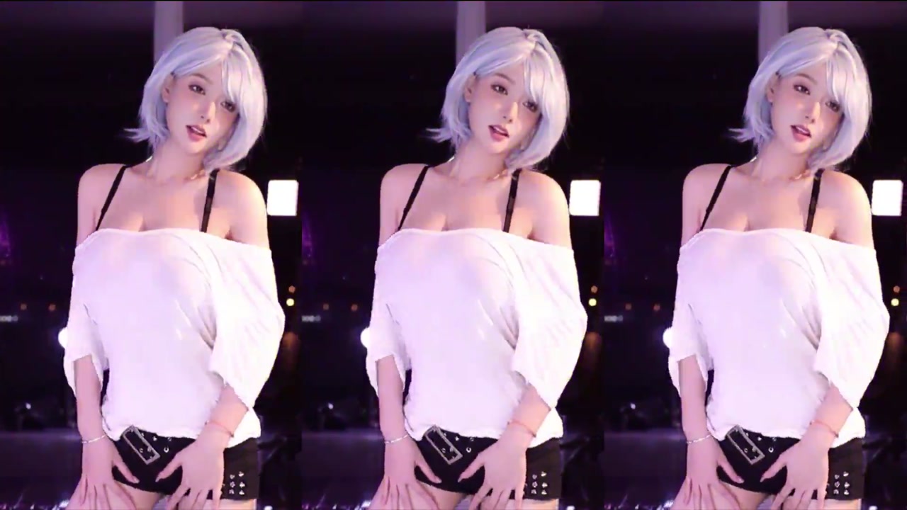 Chinese girl minanaya[minana呀]20230818 TikTok live with Chinese girls dancing 000015