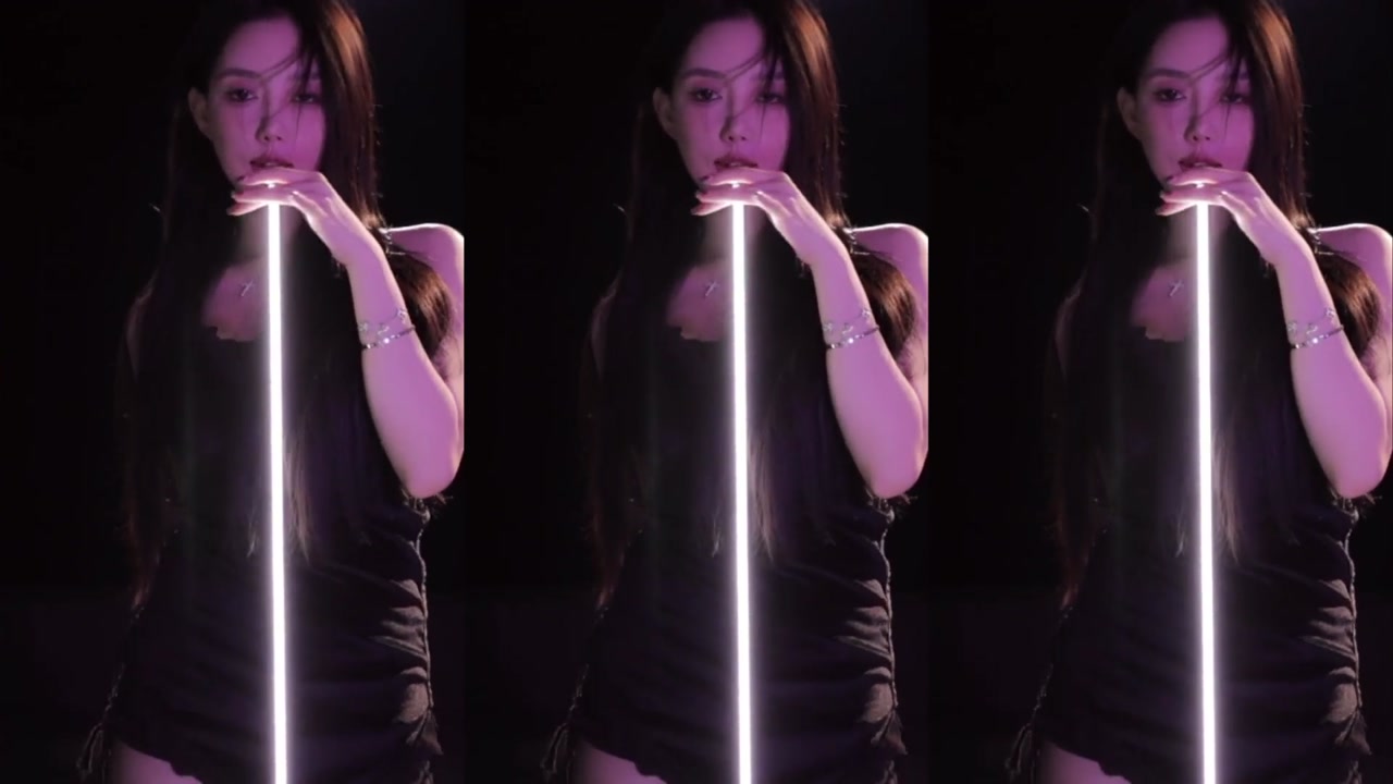 Chinese girl 王雨檬呀[wangyumengya]20231230 Wechat live with Chinese girls dancing 000000