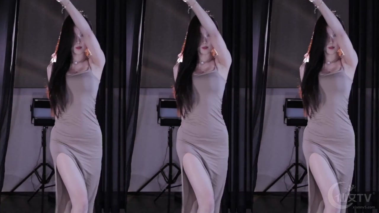 Chinese girl 一只萌七哟o[yizhimengqiyoo]20230804 pretty chinese girl live dance 000010