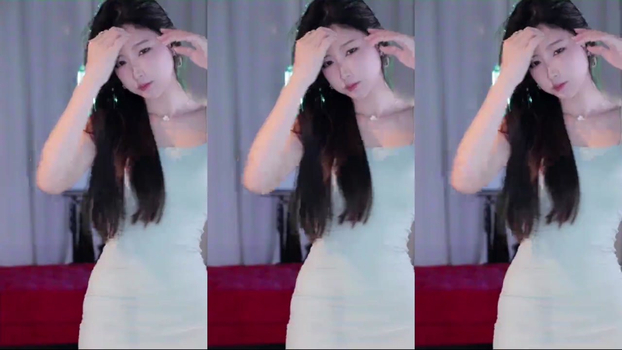 Douyin yizhimengqiyoo[一只萌七哟o]20231029 Chinese girl live dance 000000