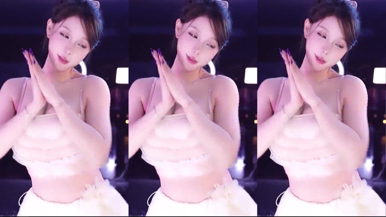 minana呀20231025 Chinese girl live stream 000028