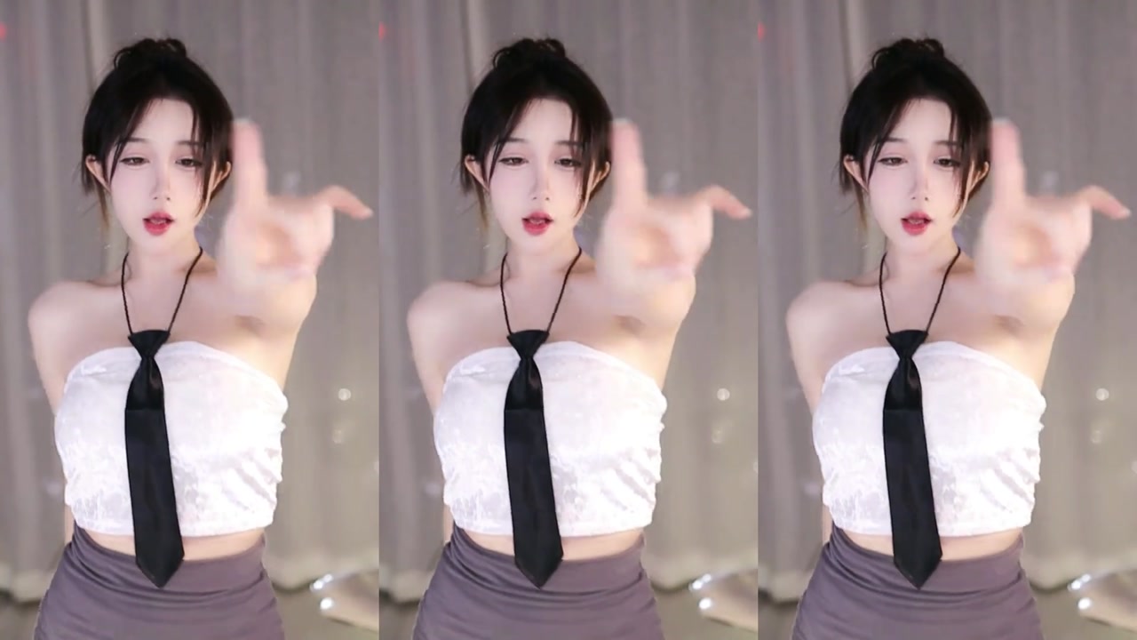 Chinese girl 奶言艾[naiyanai]20230703 bilibili live Dance cut 000001