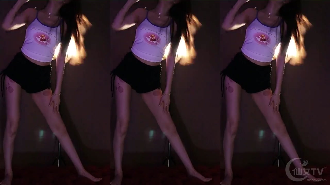 Douyin nanmeier[南妹儿]20230829 Adorable Chinese Girl Group Dance Live 000003