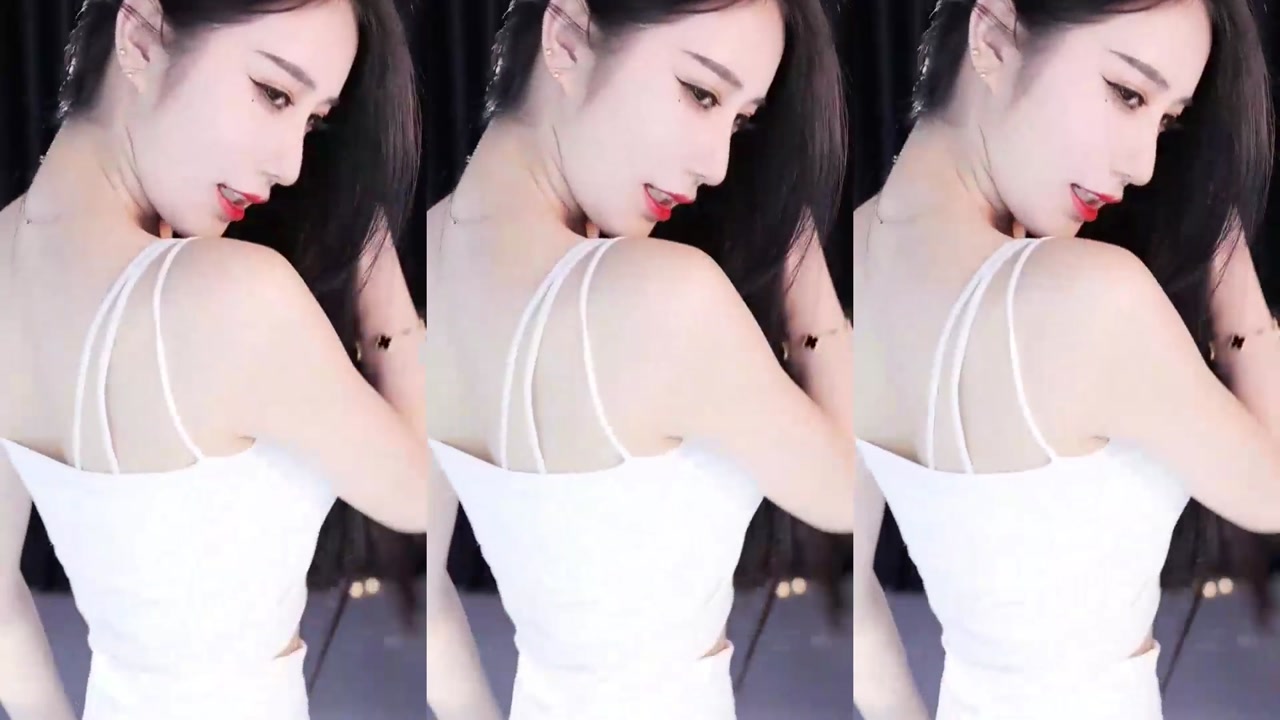 Chinese girl 车老板[chelaoban]20230924 Wechat live with Chinese girls dancing 000010