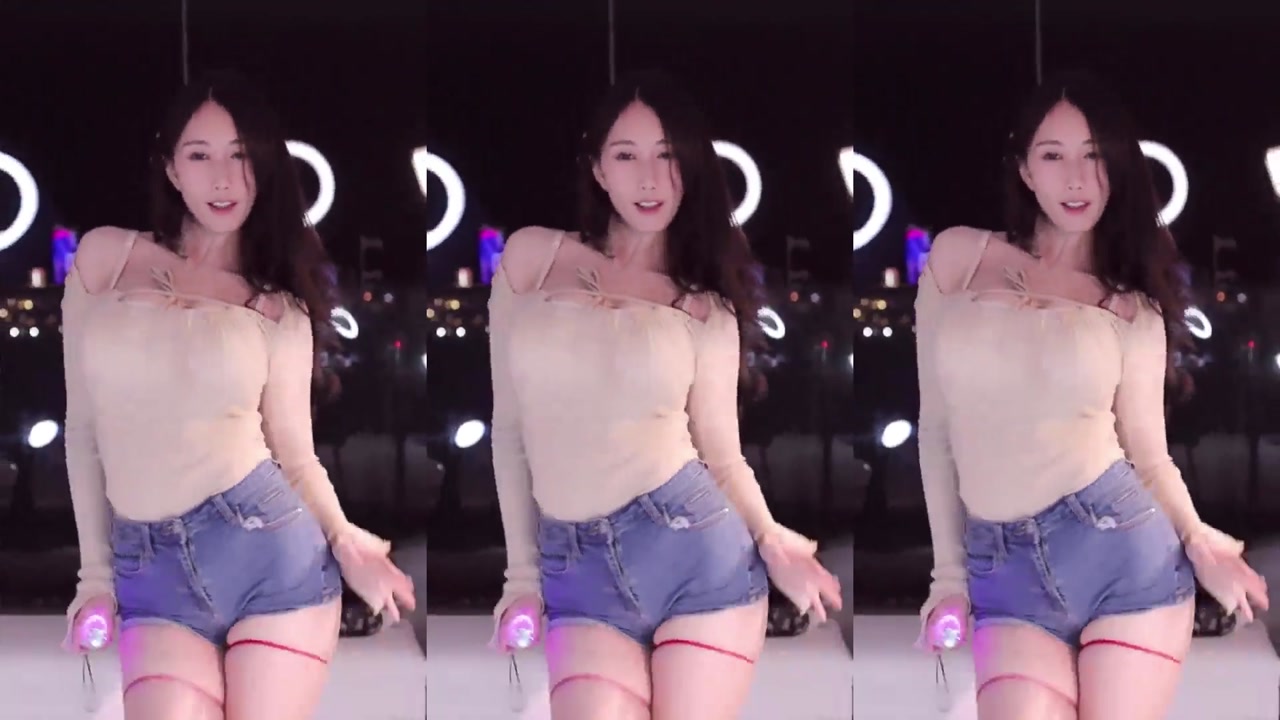 Douyu 小小玉酱20231105 Adorable Chinese Girl Group Dance Live 000000