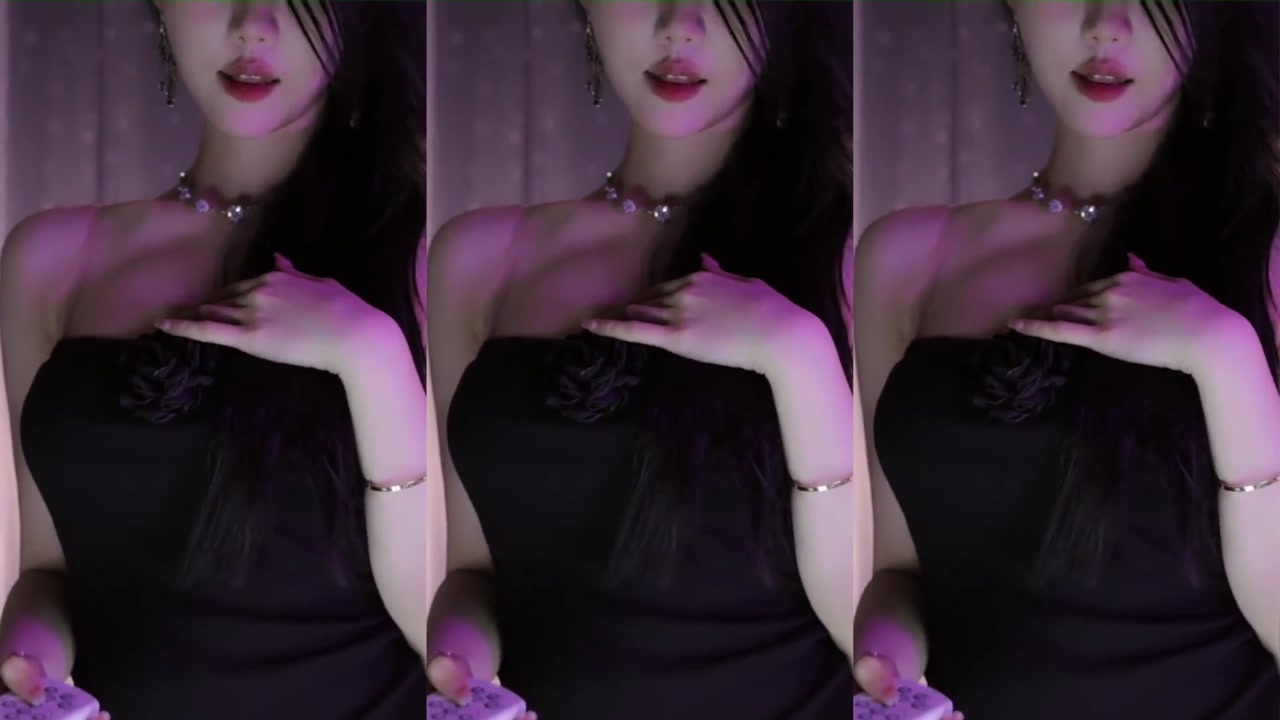Douyu 王雨檬呀20230612 Wechat live with Chinese girls dancing 000003