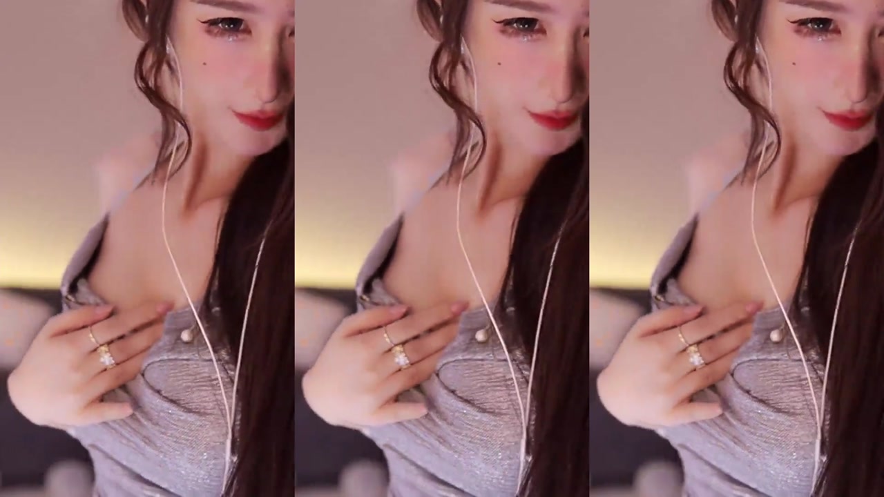 Douyin wenningczhu[温柠c丶]20230901 Wechat live with Chinese girls dancing 000001