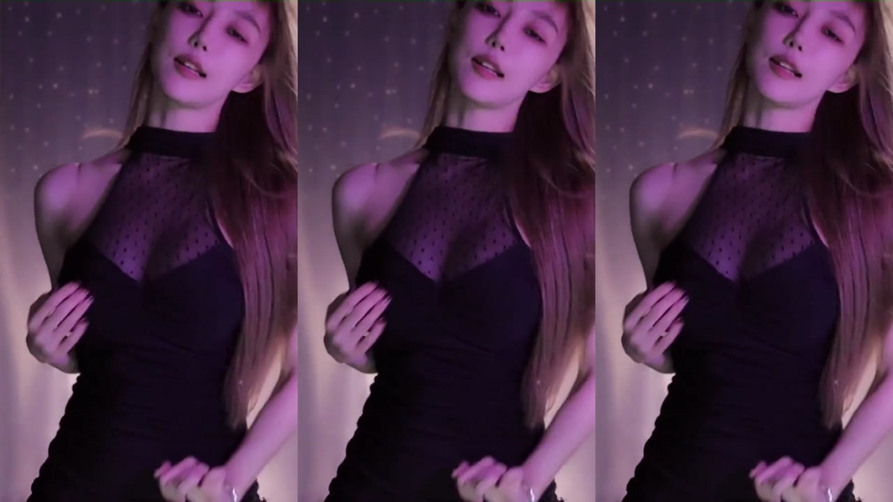 Douyin wangyumengya[王雨檬呀]20231025 TikTok live with Chinese girls dancing 000006