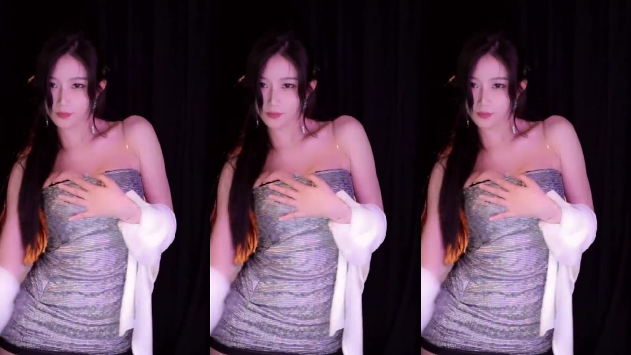 Douyin yizhimengqiyoo[一只萌七哟o]20240115 Chinese girl live free 000015