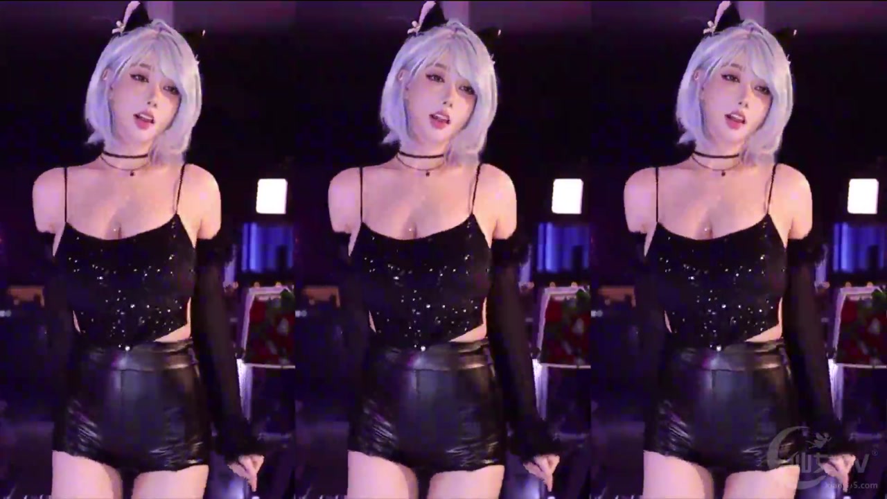 Chinese girl minana呀[minanaya]20230822 Chinese girl live dance 000003
