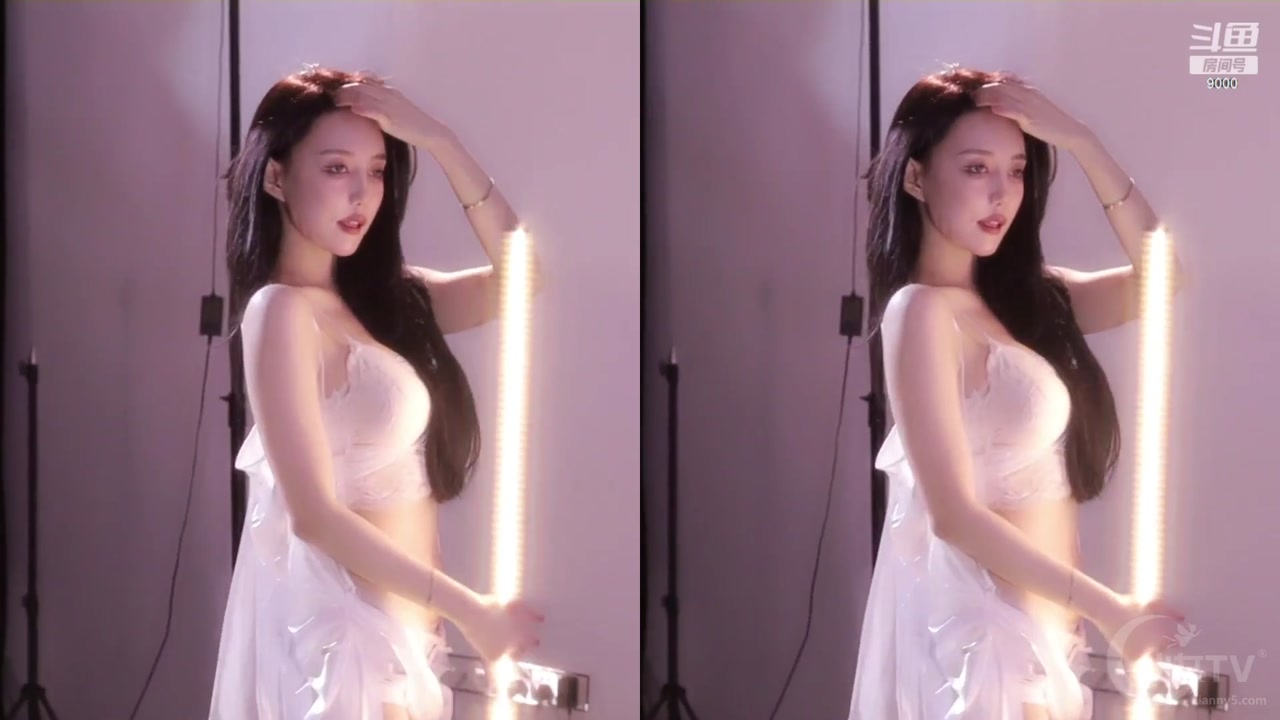 Chinese girl wangyumengya[王雨檬呀]20230425 Chinese girl avi video 000010