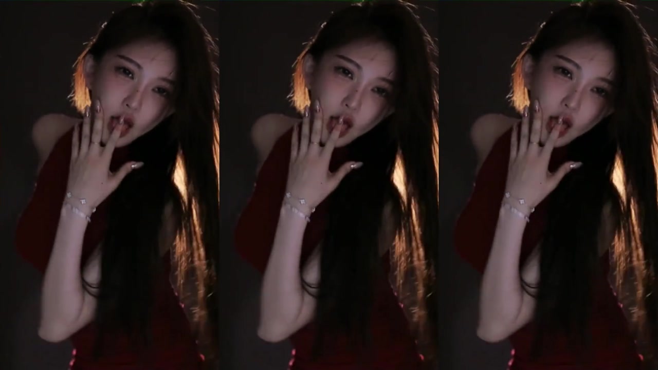 Chinese girl 南妹儿[nanmeier]20230606 Wechat live with Chinese girls dancing 000001