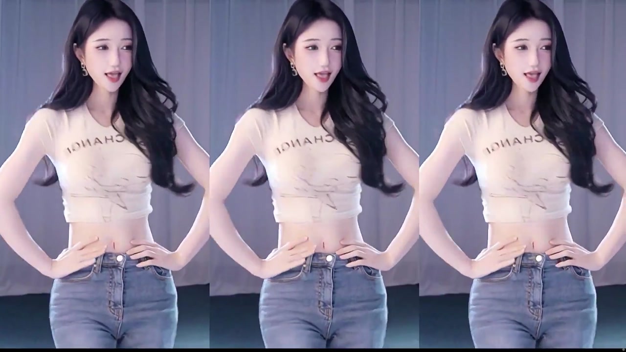 Chinese girl huaikongkong[坏空空]20230730 TikTok live with Chinese girls dancing 000001