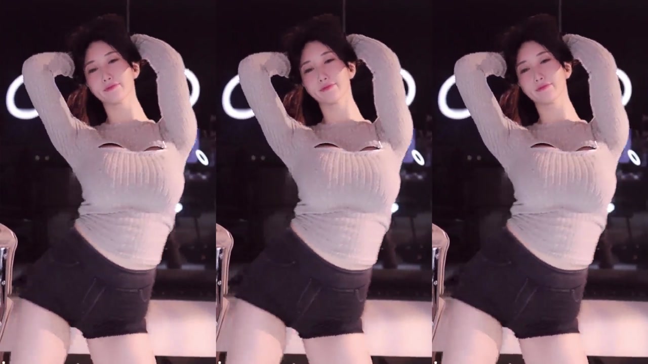 Chinese girl 小小玉酱[xiaoxiaoyujiang]20231027 Chinese girl live dance 000006