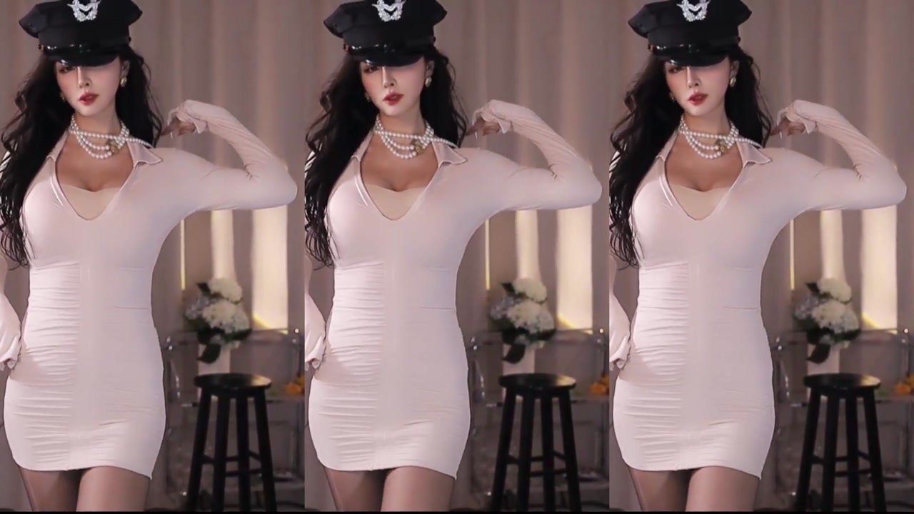 Chinese girl zhangqige[张琪格]20231114 sexy female anchor from China dances 000006