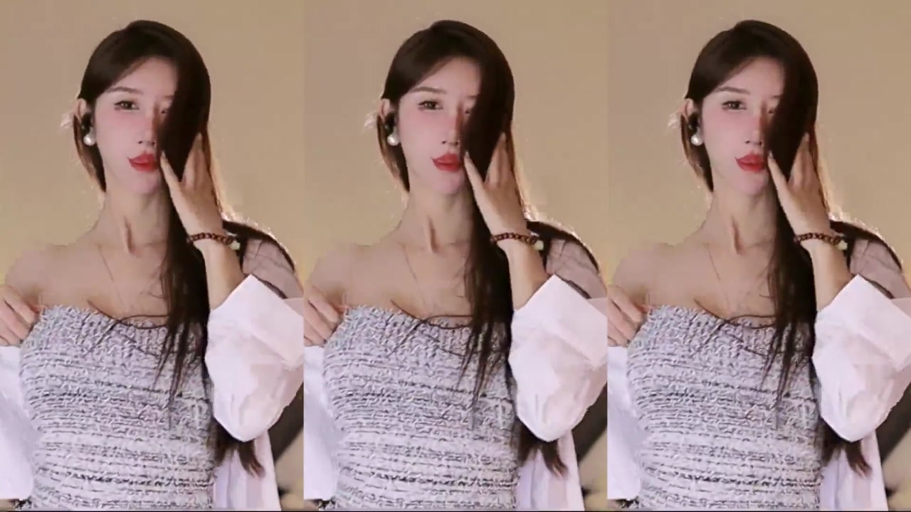 Douyin 温柠c丶[wenningczhu]20230926 Wechat live with Chinese girls dancing 000003