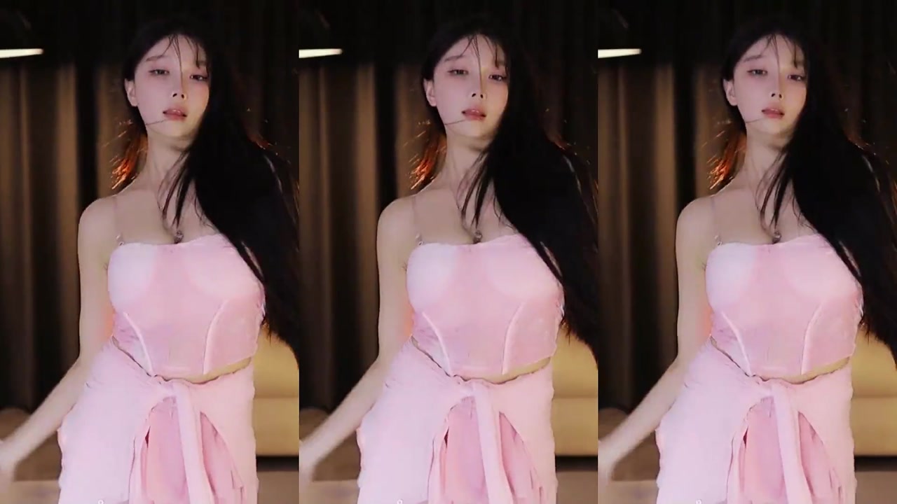 Douyin hunanxiaochengzi[湖南小橙子]20230723 bilibili live Dance cut 000001