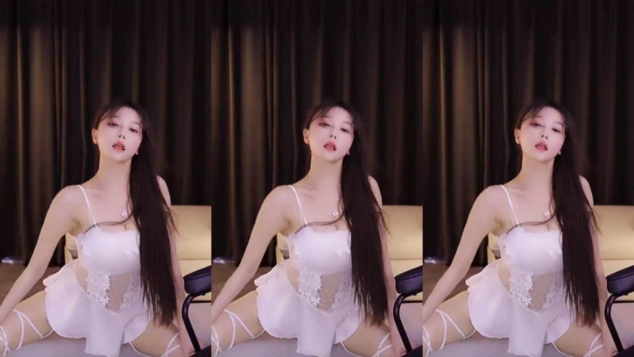 湖南小橙子20230414 Chinese Douyu female anchor dances 000001