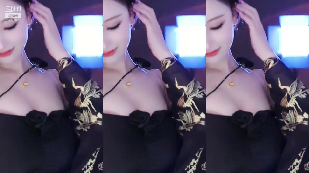 Douyin xiaomianao[小棉袄]20230509 Chinese girl live dance 000001