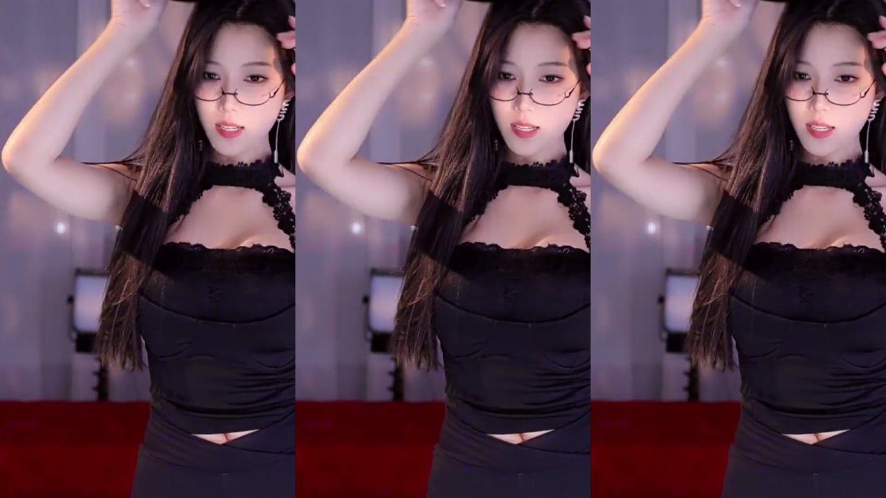 Douyu 一只萌七哟o20231221 Douyulive dancer Livestream Highlights 000003