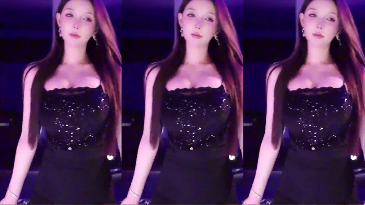 Douyu minana呀20231119 A beautiful female anchor from China 000003