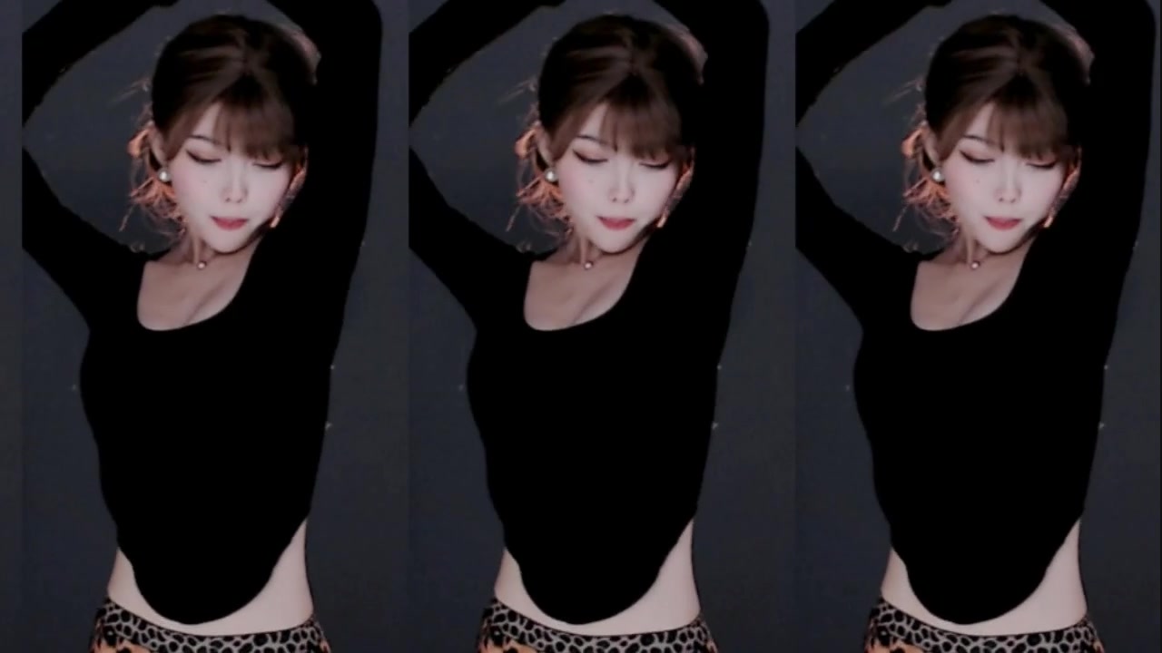 Chinese girl 又耳少女Bella[youershaonyubella]20220104 A beautiful female anchor from China 230300