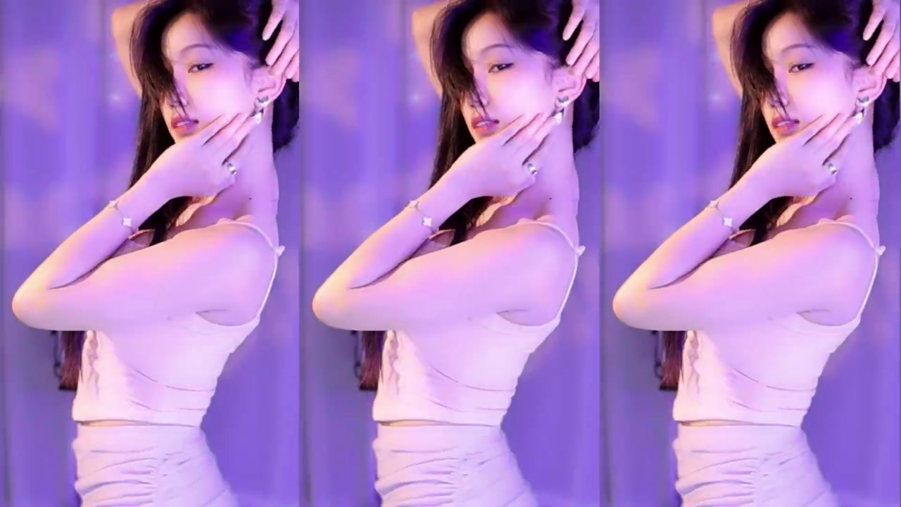 Douyin yizhimengqiyoo[一只萌七哟o]20231223 huya live live recording 000006