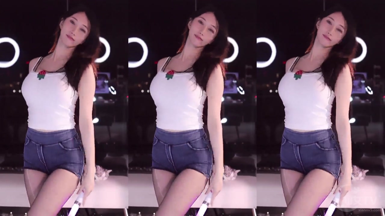 Douyu 小小玉酱20231029 Chinese girl live free 000000
