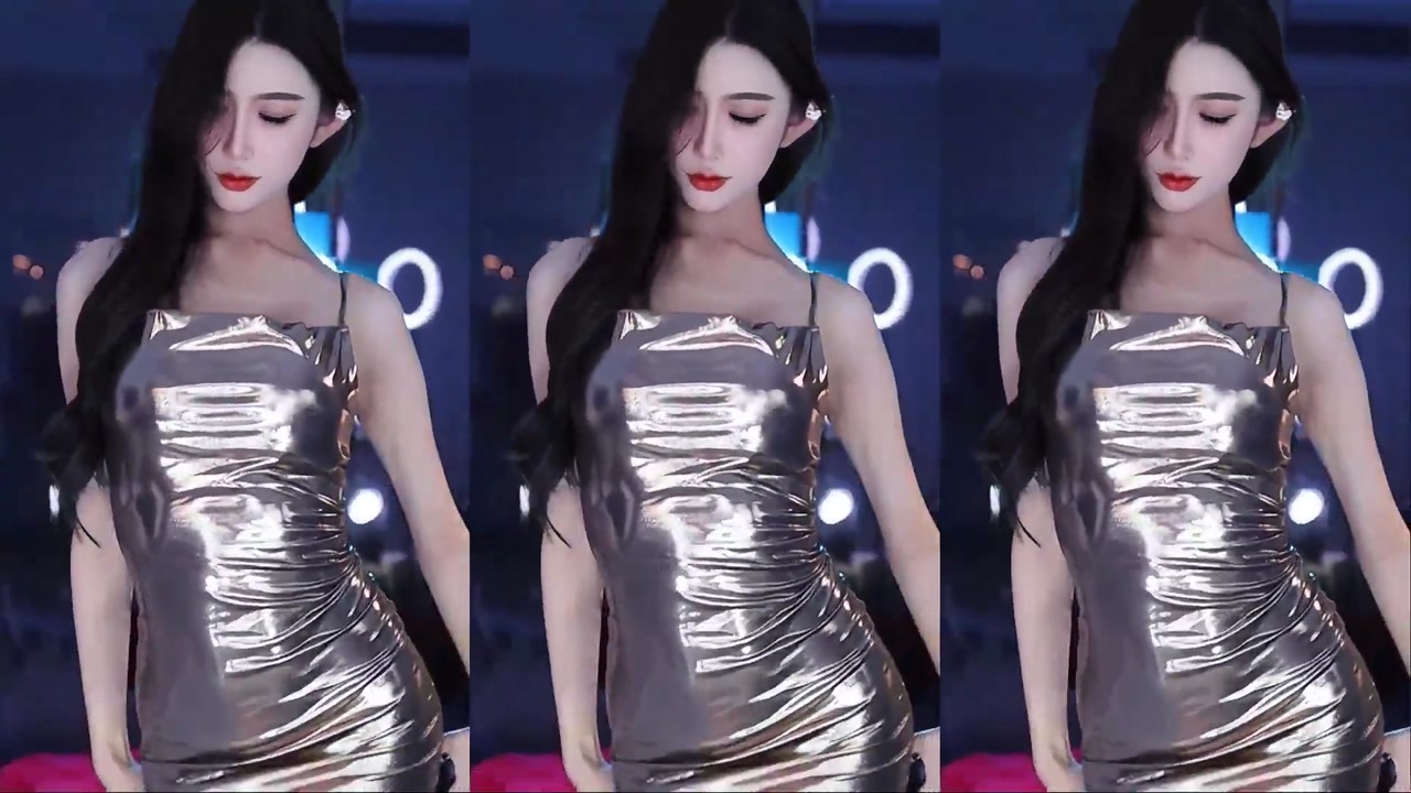 Chinese girl zhangtuixixi[长腿兮兮]20231213 douyinlive dancer Livestream Highlights 000006