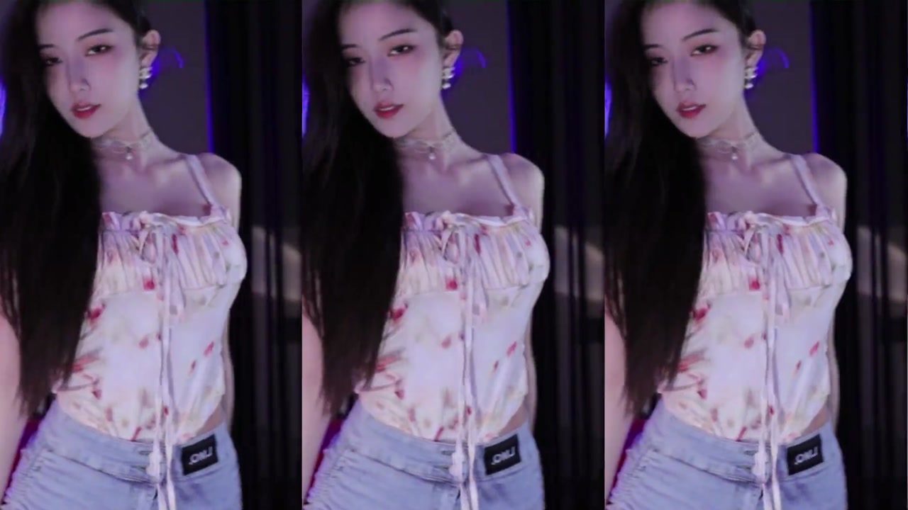 Douyin yizhimengqiyoo[一只萌七哟o]20230702 sexy female anchor from China dances 000000