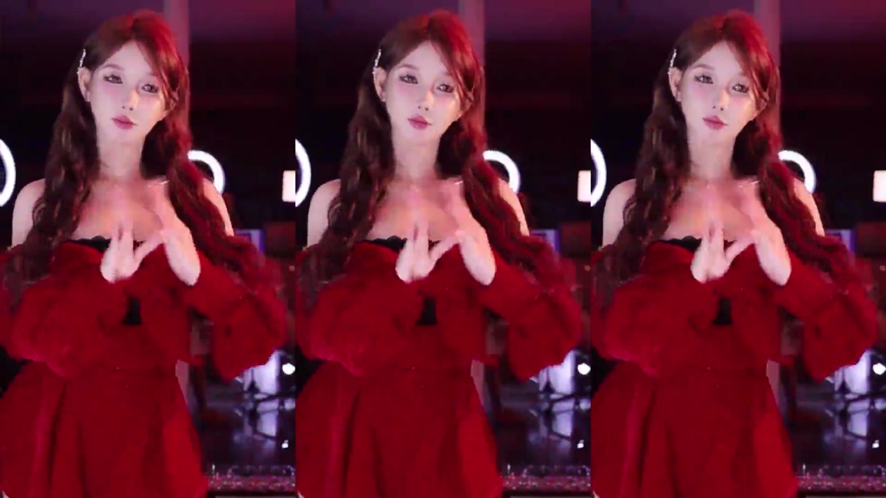 Douyu minana呀20231220 sexy female anchor from China dances 000045