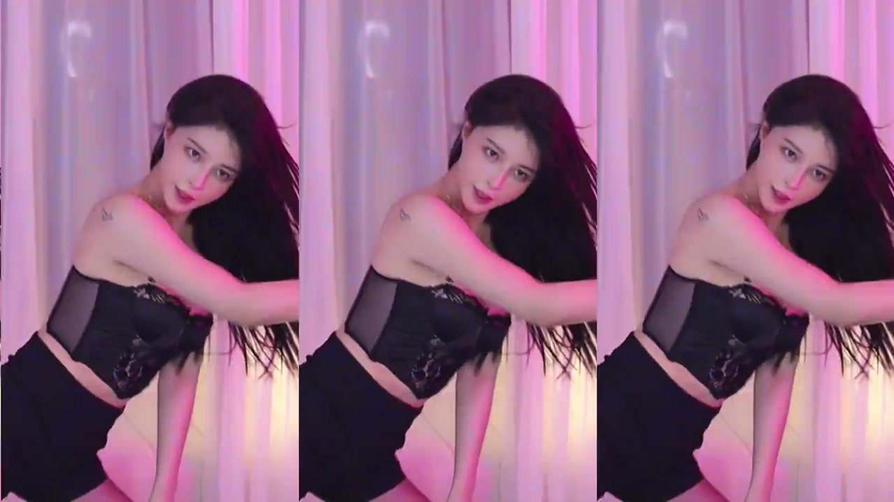 Douyin suenolivia[苏恩Olivia]20231023 Adorable Chinese Girl Group Dance Live 000015