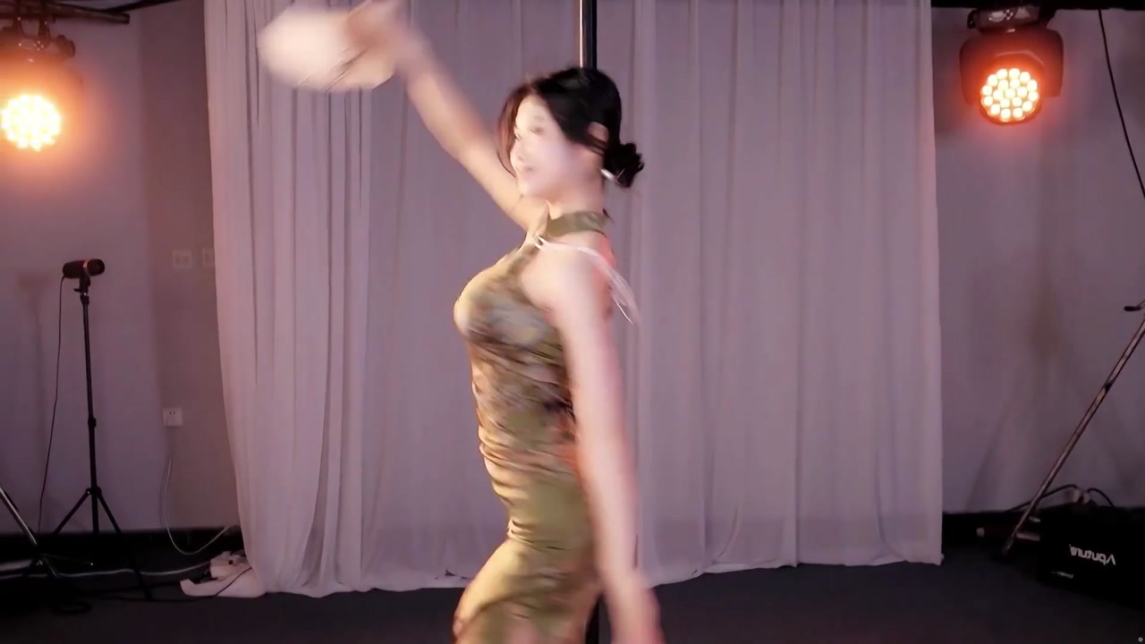 Douyu 坏空空20230806 douyin live Dance Livestream Highlights 000015