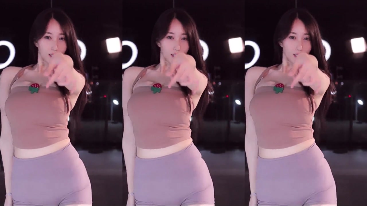 小小玉酱20230913 Chinese Douyu female anchor dances 000001