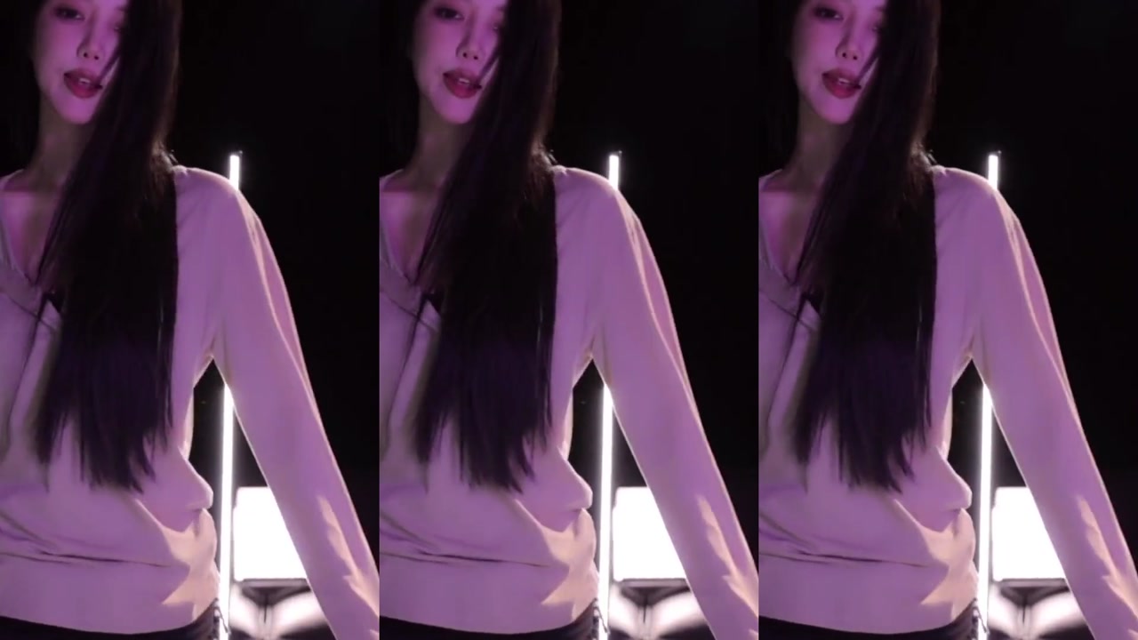 Chinese girl 王雨檬呀[wangyumengya]20231226 A beautiful female anchor from China 000006