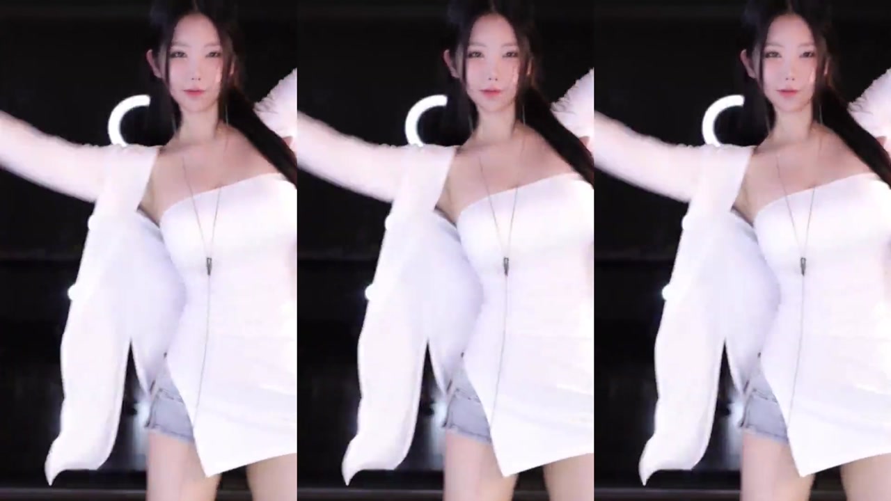 Huya 徐宅宅20231125 Chinese girl live recording 000000