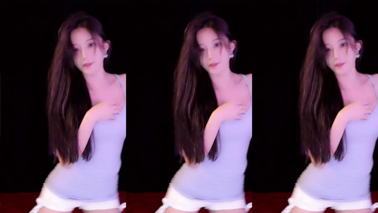 Chinese girl yizhimengqiyoo[一只萌七哟o]20240121 huya live live recording 000015