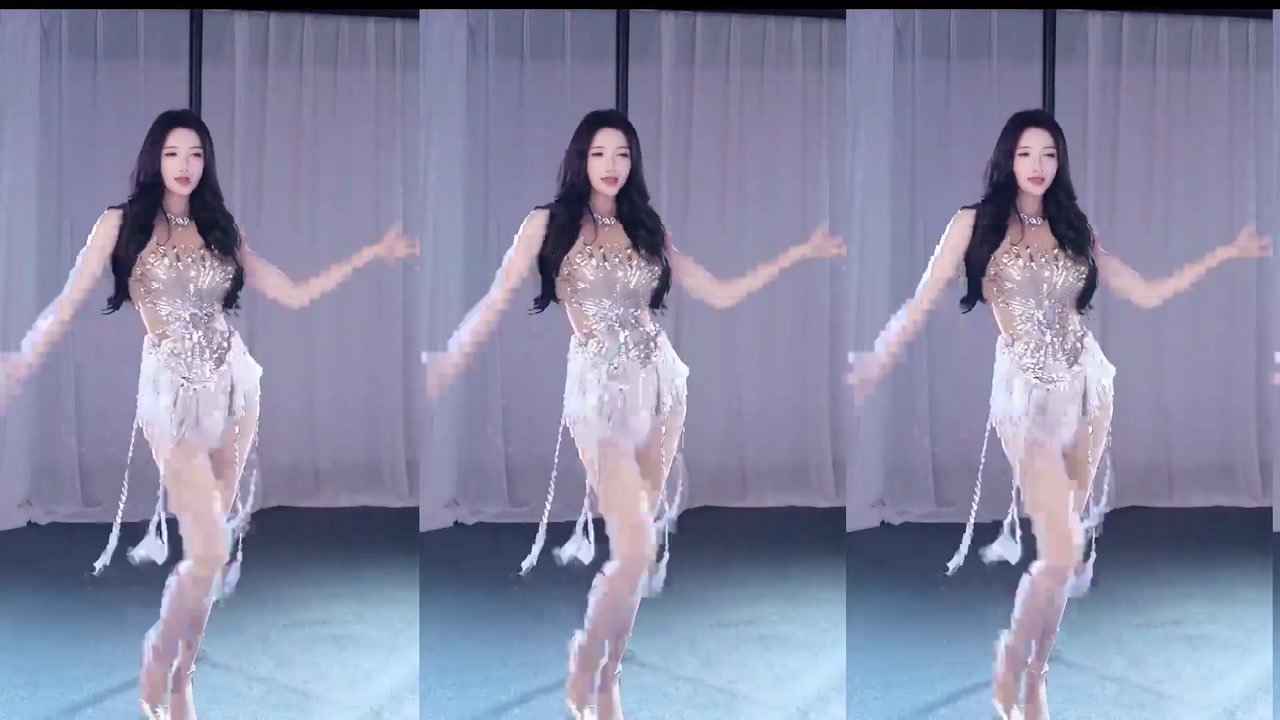 Chinese girl 坏空空[huaikongkong]20230920 TikTok live with Chinese girls dancing 000000