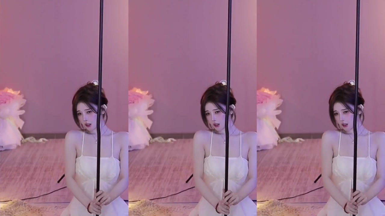 Huya 小水熙20230406 pretty chinese girl live dance 000006