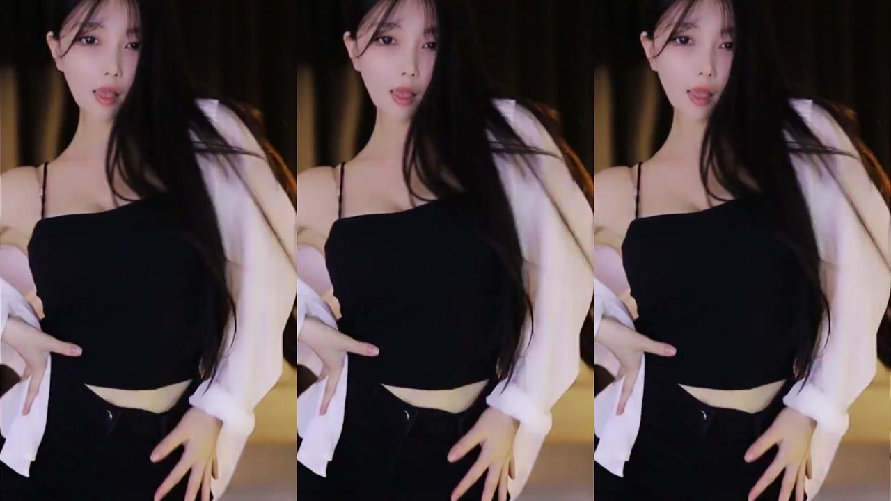 Chinese girl hunanxiaochengzi[湖南小橙子]20230809 douyinlive dancer Livestream Highlights 000000