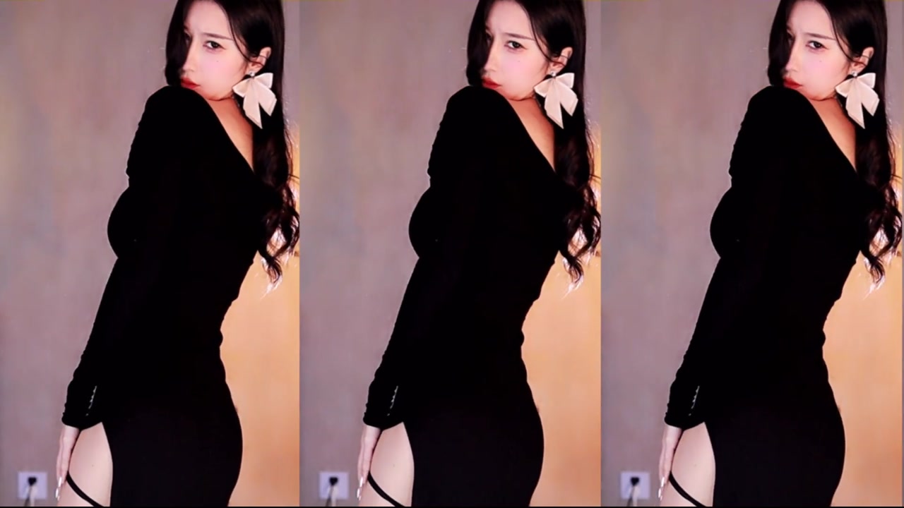 Chinese girl 小南南要开心[xiaonannanyaokaixin]20220122 xiaohongshu live recording 193701